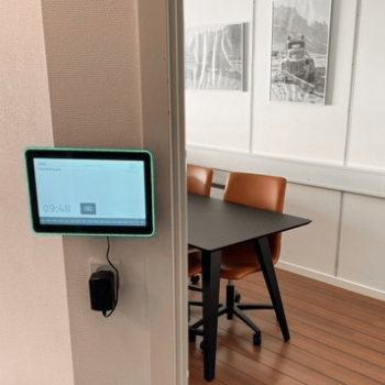 Food Diagnostics meeting room display