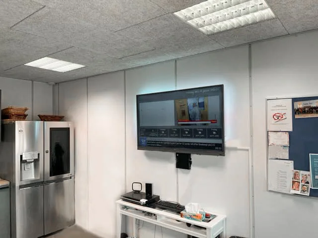 Info screen in kitchen at Food Diagnostics